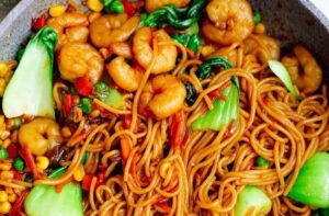 Fried Noodles with Shrimp – Easy and Tasty